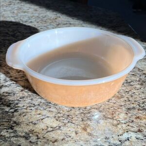 Vintage Fire King Peach Lustre 1.5 Qt Round Casserole Dish